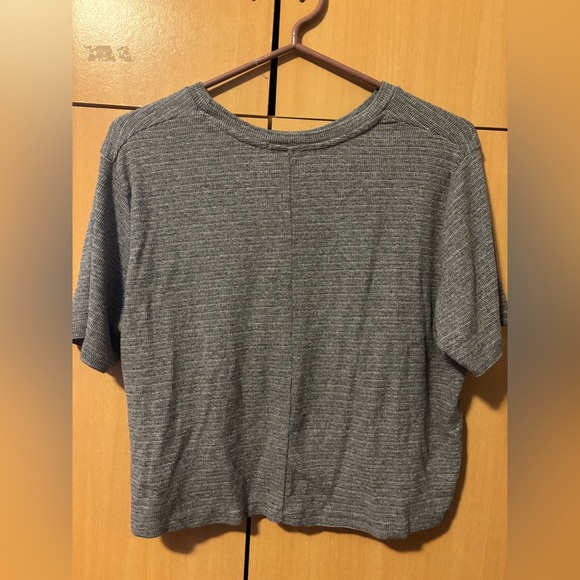 Brandy Melville Grey Cotton Cropped Tee - Picture 2 of 3
